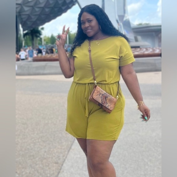 Plus Size Women’s Romper - Picture 6 of 6